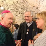 Borgosotto di Montichiari (BS), inaugurazione - Da sinistra, S.E. Mons. Giovanni Tonucci, vescovo di Loreto, padre Rinaldo Guarisco e il sindaco di Montichiari Elena Zanola