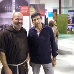 Milano, Centro Rosetum - Padre Marco Finco, direttore del Centro Culturale Rosetum, e l'on. Maurizio Lupi in visita alla mostra