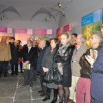 Sondrio, inaugurazione - Sandro Chierici illustra i pannelli